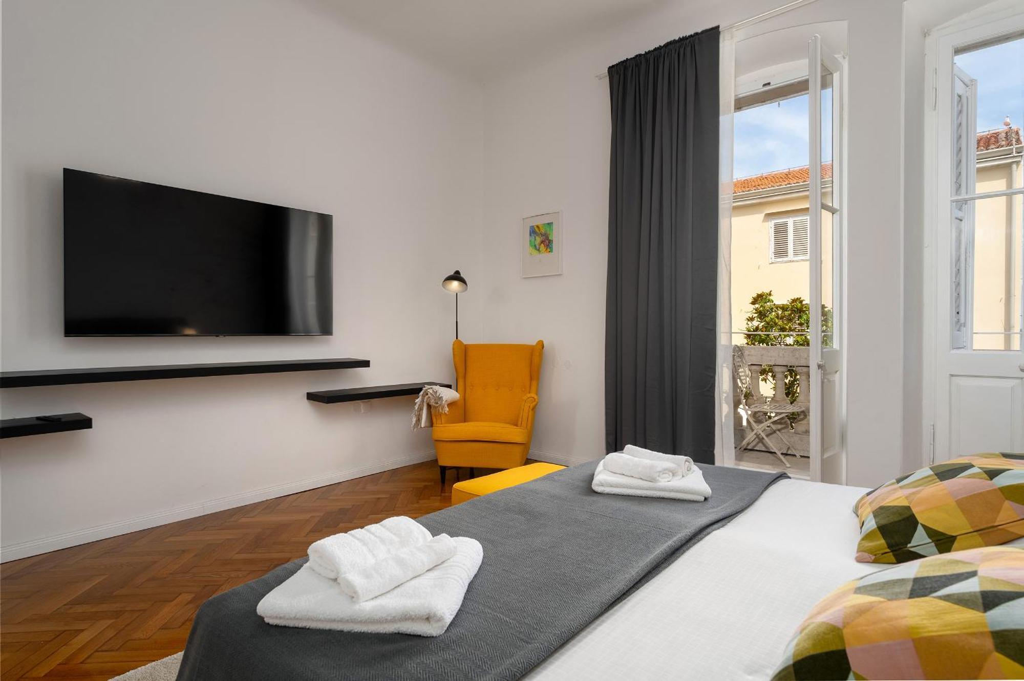 Romeo And Juliet Apartment With Balcony And Sea View Porec Exterior photo